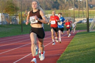 Dominik Hirczy und Isabell Speer holen sind den Landesmeistertitel über 5.000m